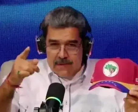 Maduro pede mobilização de brasileiros em apoio à Venezuela e elogia MST