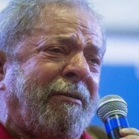 Reprovação ao governo Lula sobe e volta a superar avaliação positiva