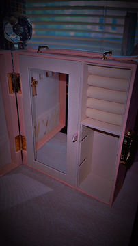 Thumbnail: PRETTY IN PINK JEWELRY BOX