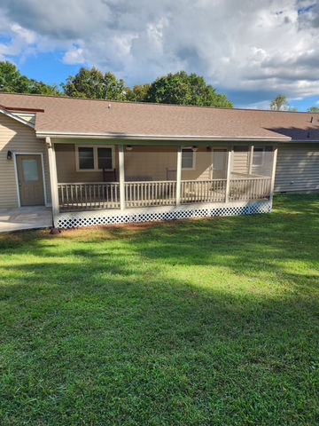 New Screened-In Deck
