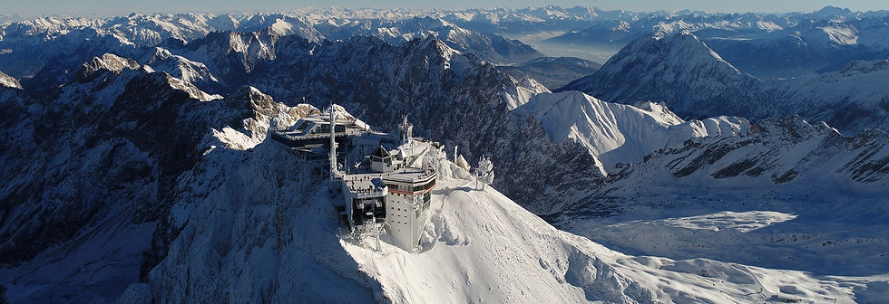 zugspitze-bahn-gipfel-winter_edited_edited.jpg