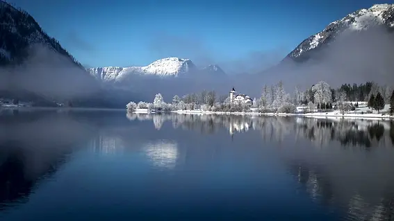 Jezero Grundlsee