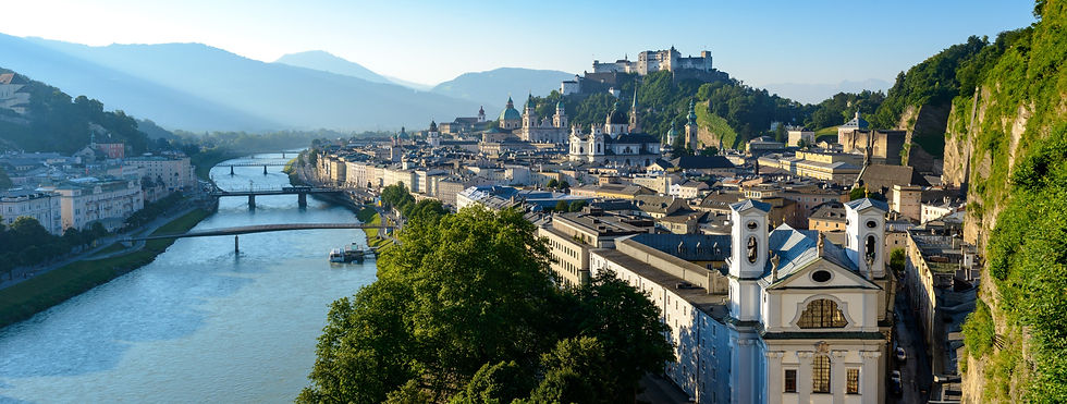 Altstadt_Salzach_edited.jpg