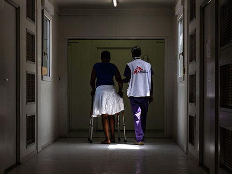 Cité Soleil sous les balles : MSF suspend ses services