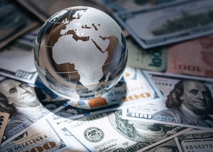 365 000 milliards de dollars : la dette mondiale atteint un niveau record
