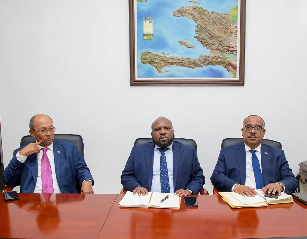 Smith Augustin dément certaines rumeurs et confirme sa signature en faveur de la révocation du PM