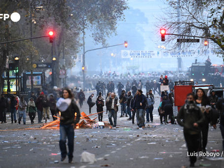 Réforme économique en Argentine : approbation au Sénat malgré les violences