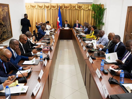 Le décret électoral adopté malgré les tensions