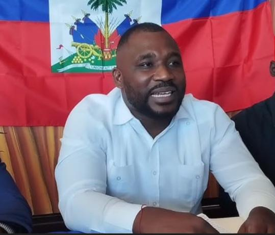 Me Osnel Antoine interpellé non loin de la Cour d’appel de Port-au-Prince