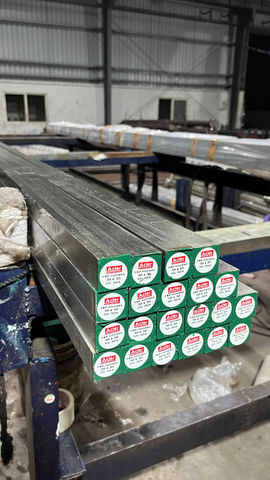Square Bar Photo Acier Alloys India Home Page
