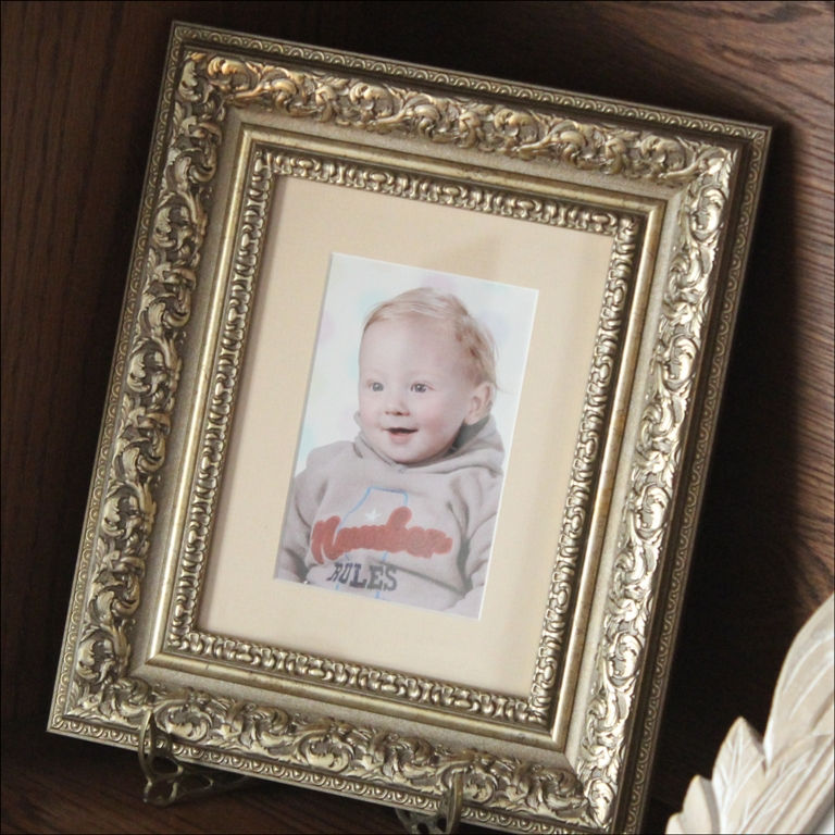 Ornate photo frame