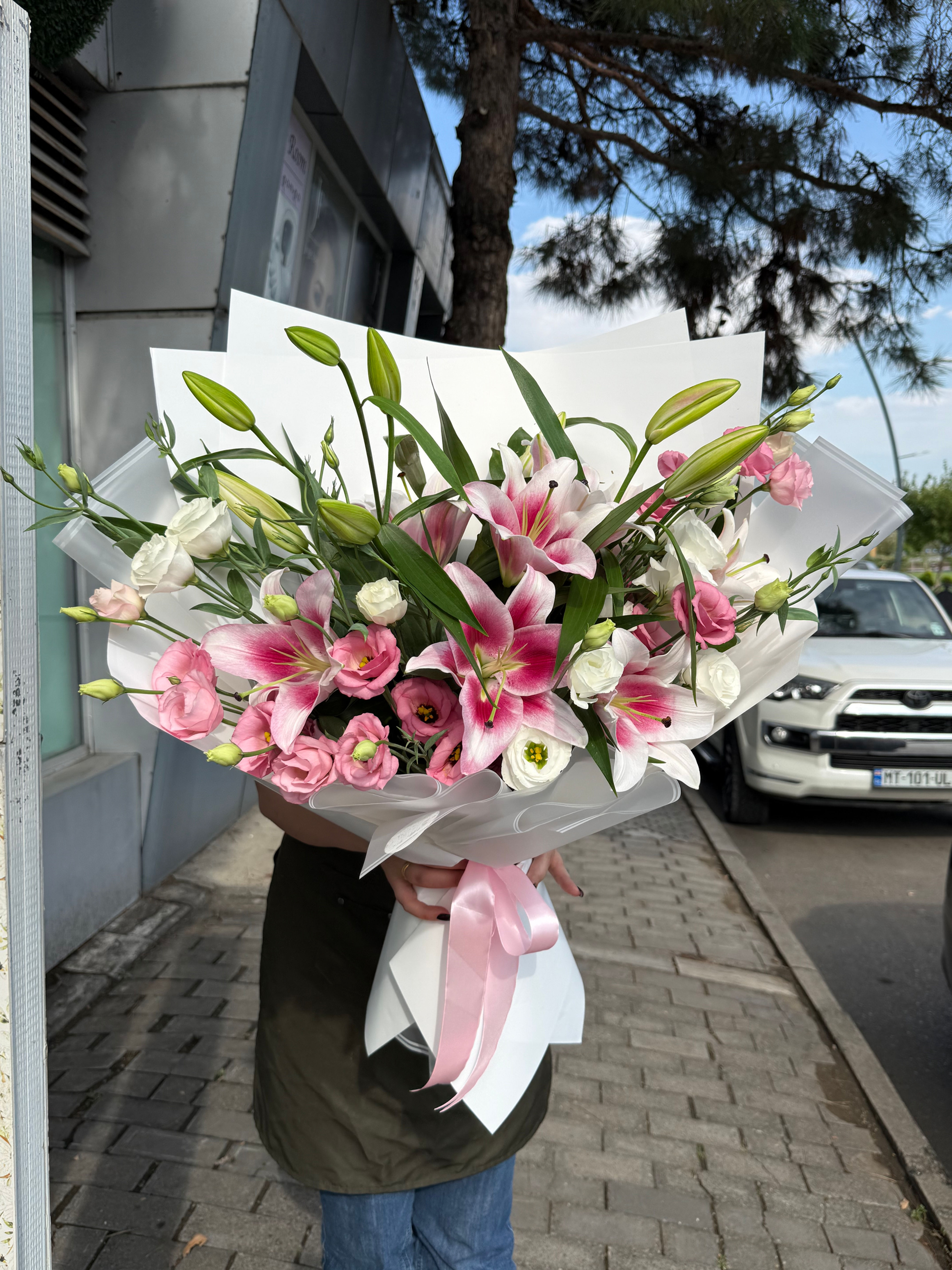 Flower arrangement