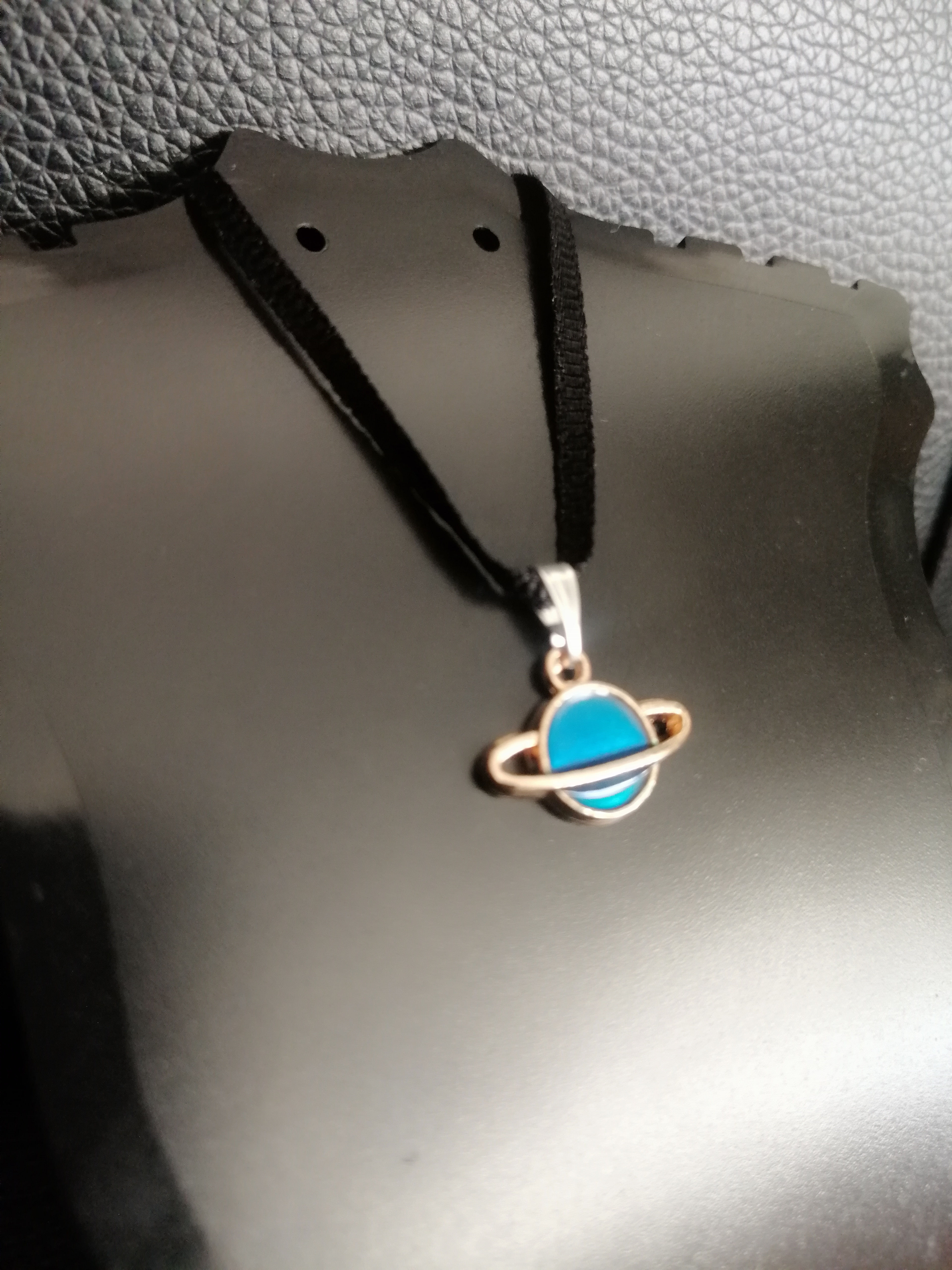 Planet pendant