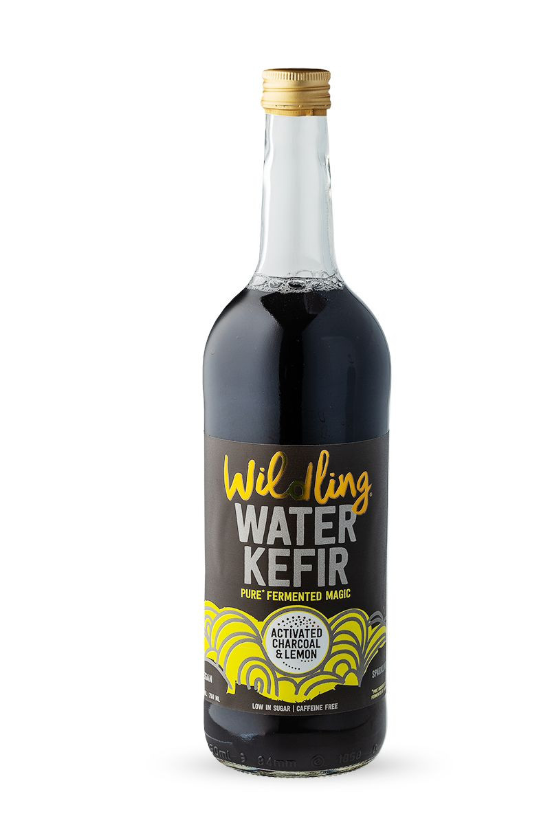 Lemon and activated charcoal water kefir