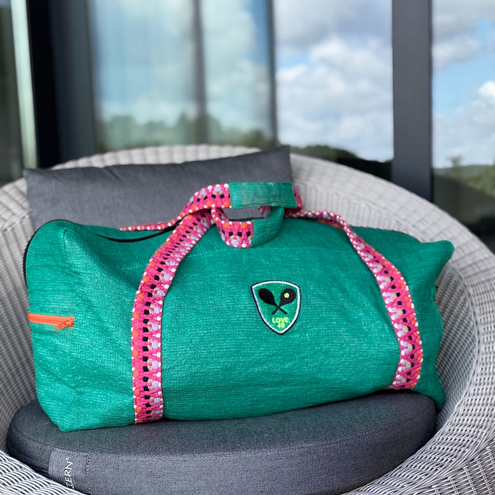 Miniaturbild: Großer Weekender "LOVE:40 Limited"