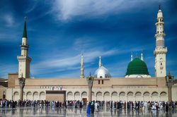 medina-umrah-the-pilgrim-s-guide.jpg