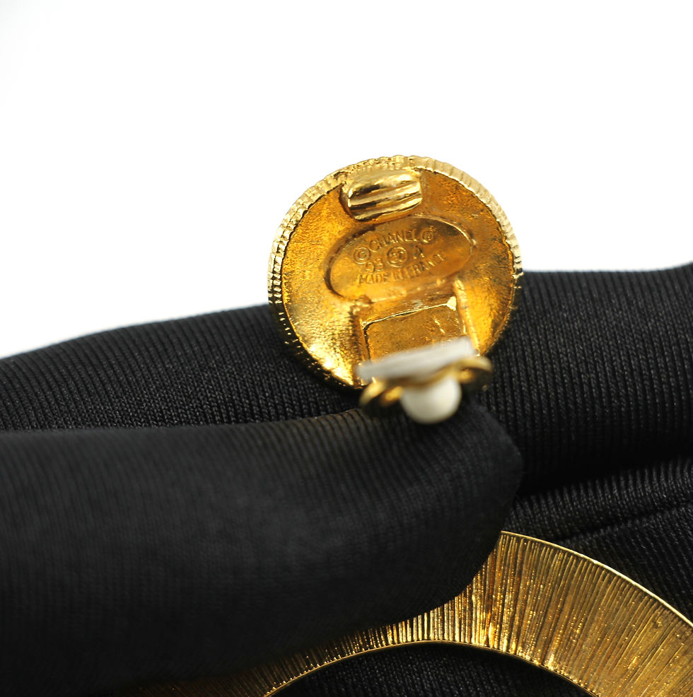 Thumbnail: Chanel 93A Gold Plated Sunburst CC Clip-on Earrings 