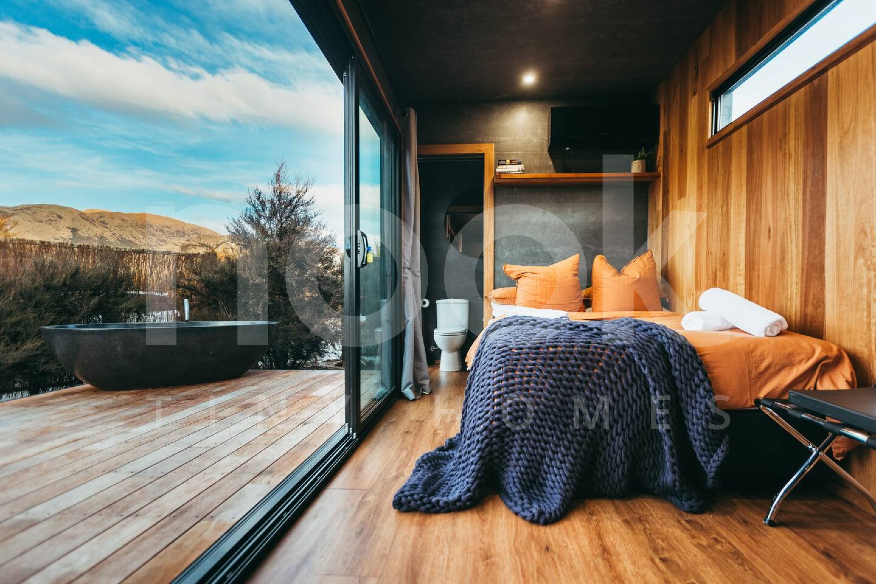 SOHO Modern Studio - 20ft Container Home - Tiny Home for Sale in Helensvale, QLD