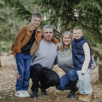 Lawrence-Alexandra Family