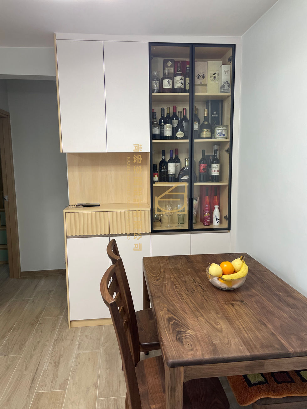 Physical hall C-shaped cabinet.jpg