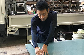 作業中の従業員