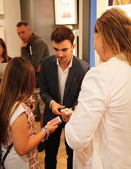 Corporate magician and mind reader in Kent