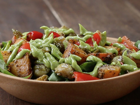 Impress Your Dinner Guests With This Roasted Veggie Salad