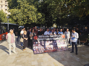 Manisa'da 10 Ekim anması: "Adalet istemeye devam ediyoruz"