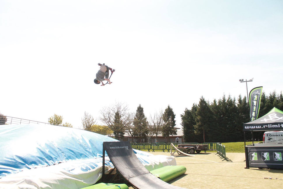 Freestyle sur airbag.