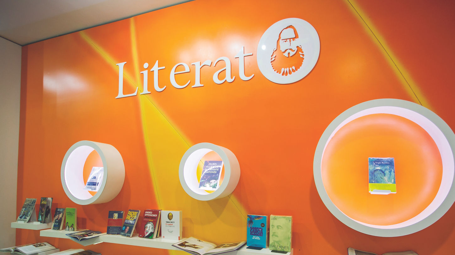 Logo bookstore literato