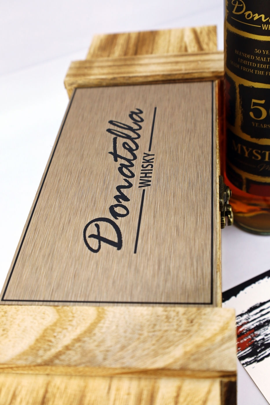 Thumbnail: Donatella Whisky - 50 YO Mystery Scotch Whisky