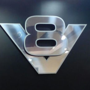Логотип V8. Интерьерная реклама.