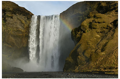 Skógafoss_(15473899837).jpeg