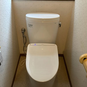トイレ交換工事