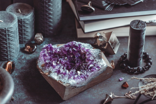 Amethyst geode
