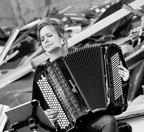 Kopie von schlossmediale_tag9_210142_edited.jpg