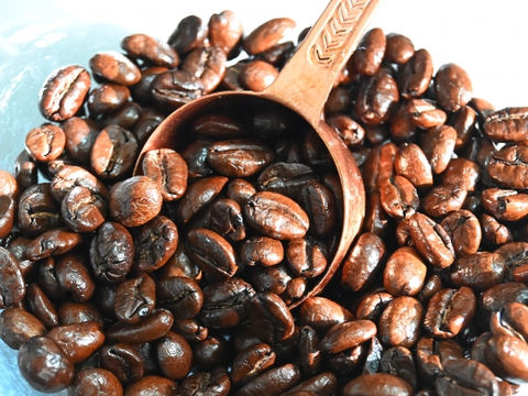 筋トレ前のカフェインは本当に効く?最新メタ解析が示す「パワー向上効果」