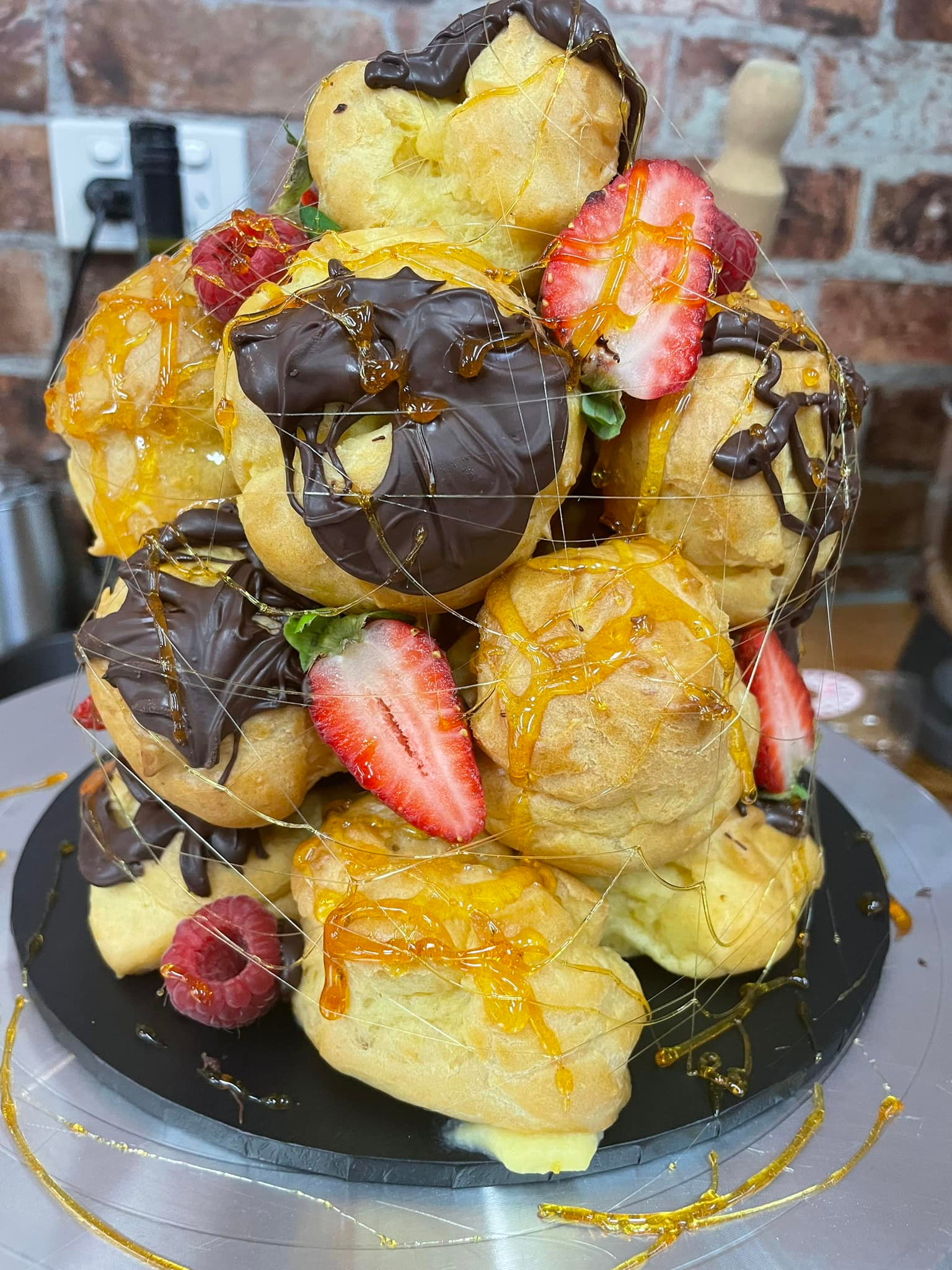 Croquembouche