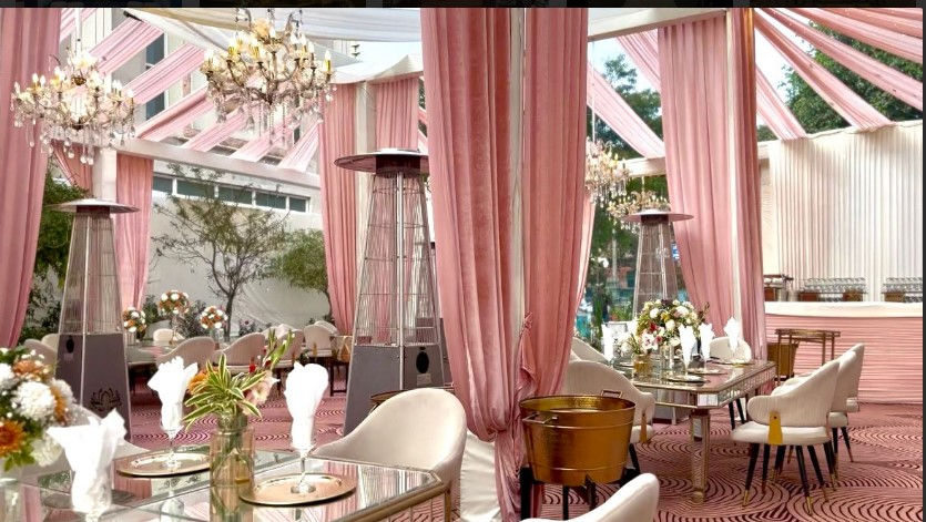What Should You Look for in Wedding Banquet Halls in Kapashera for Your Big Day?