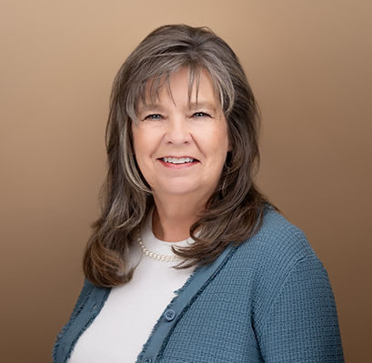 20241212-20241212-8I4A1092-Edit-2 Patricia.jpg