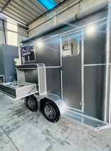 Trailer Luxo com Banheiro e Cozinha Externa