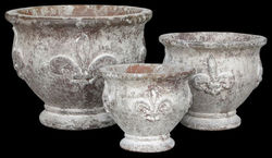 Vietnam ancient rust pottery 16.jpg