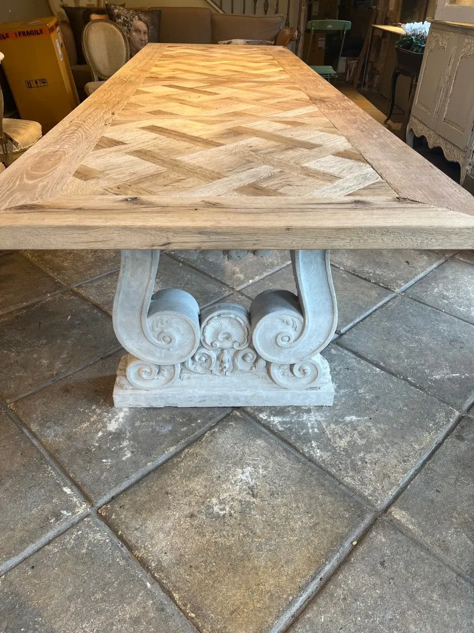 Thumbnail: Oak Leaf Garland Dining table