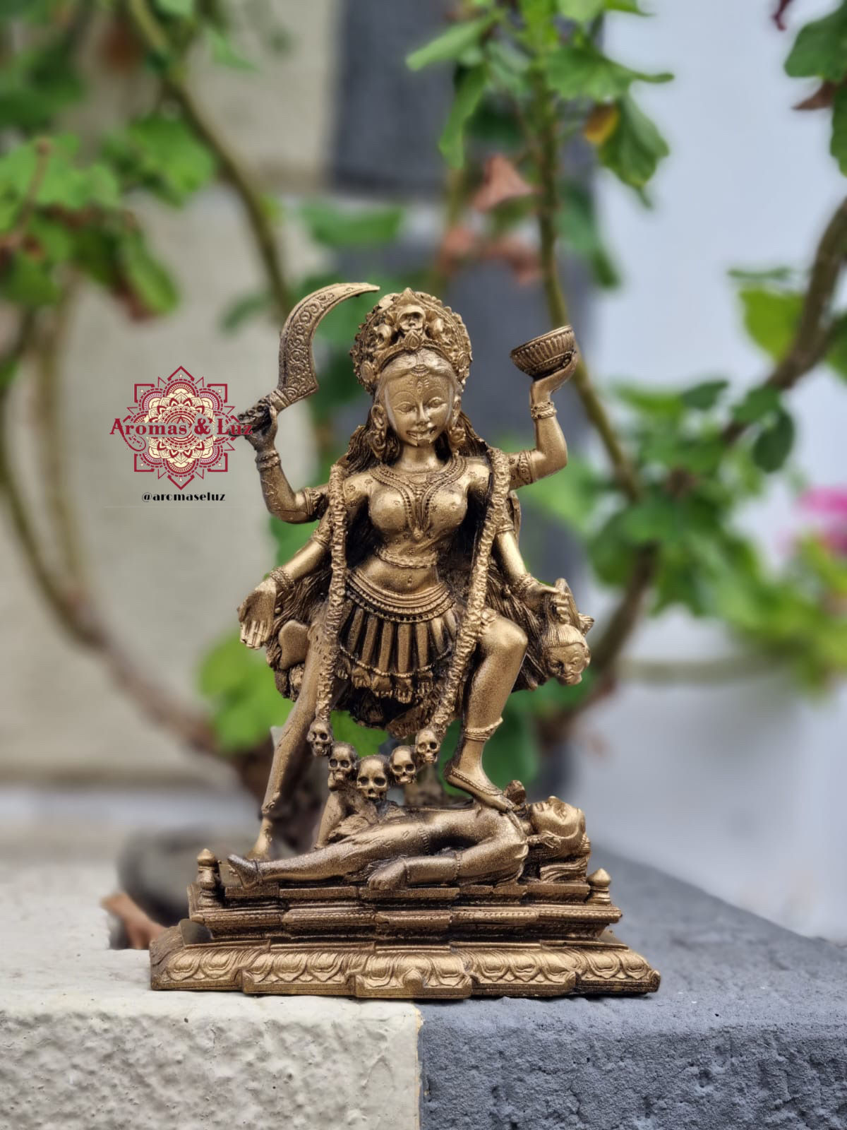 Kali Novo Modelo em Resina 19 cm