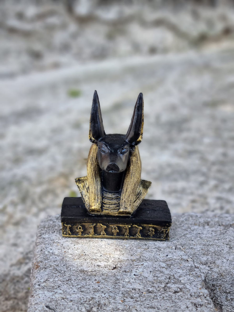 Miniatura: Busto de Anúbis