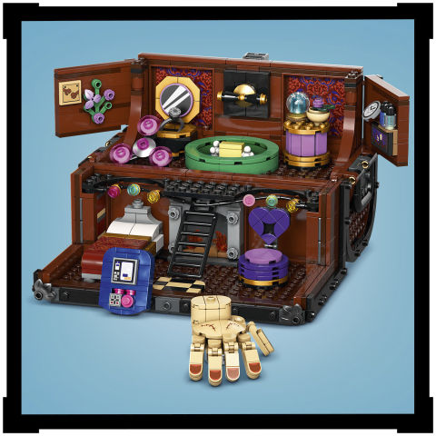 Thumbnail: LEGO® Wednesday Thing's Apartment 76785