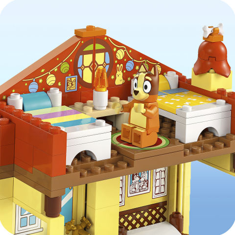 Thumbnail: LEGO® Bluey's Family House 11203