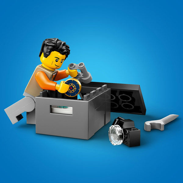 Thumbnail: LEGO® City Off-Road 4x4 Mountain Truck 60447