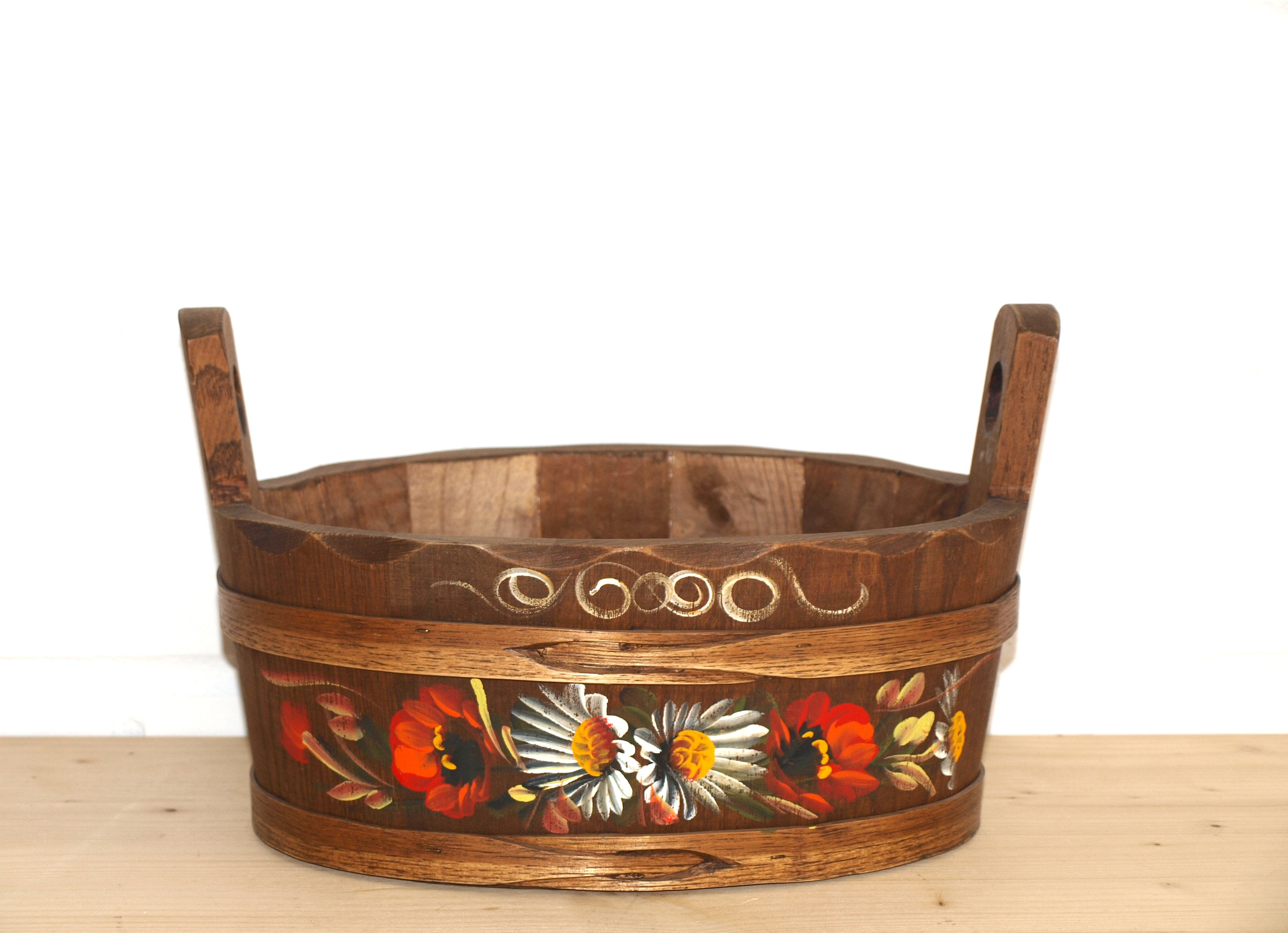 Deko (Nr.064) Korb mittel massiv Holz