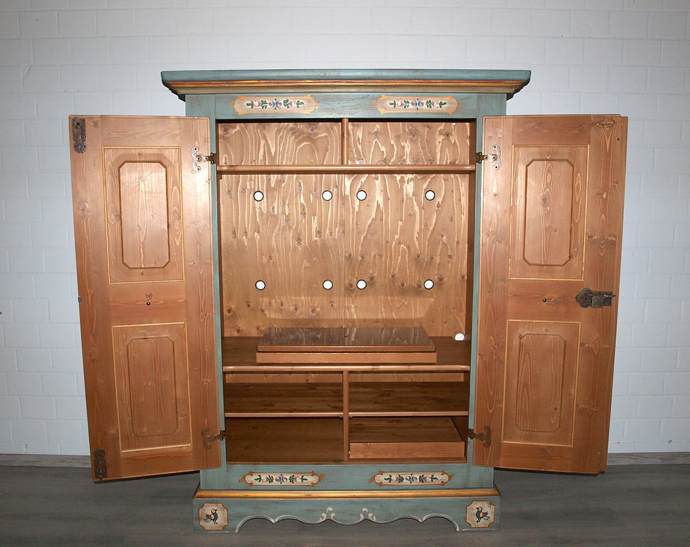 Miniaturbild: Bauernschrank Nr.552 Voglauer Anno 1700 altblau Fichte TV Schrank